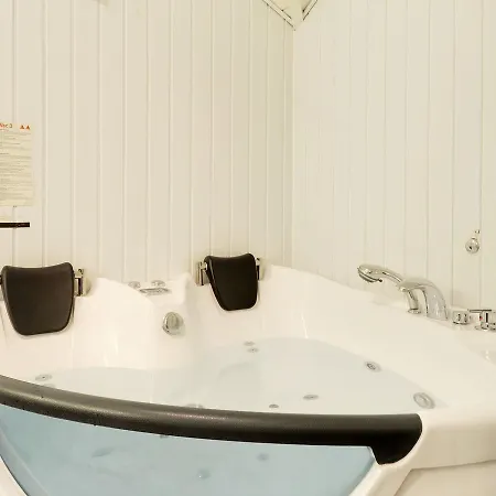 8 Person Holiday In Дом отдыха Хеммет